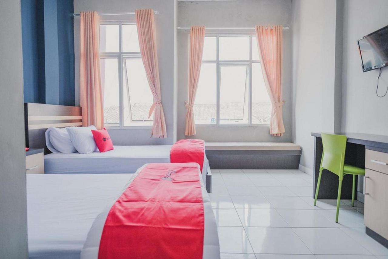 Hotel Reddoorz @ Jalan Hayam Wuruk Lampung 2 Bandar Lampung Zewnętrze zdjęcie